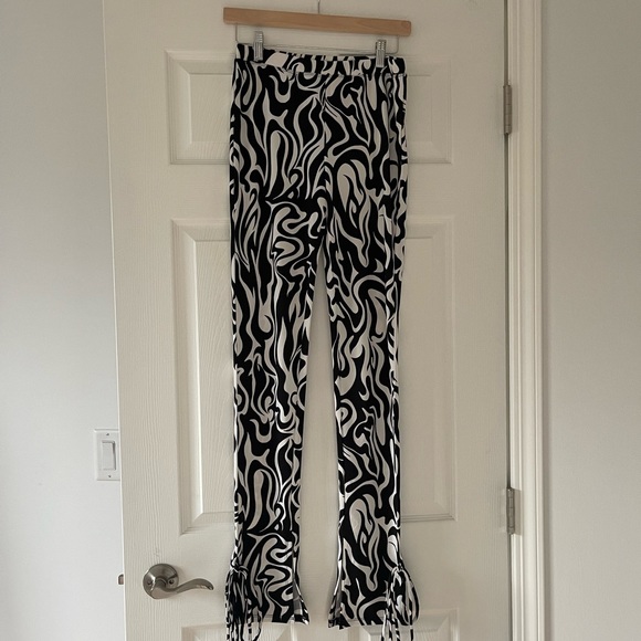 revolve h:ours set - Picture 5 of 7